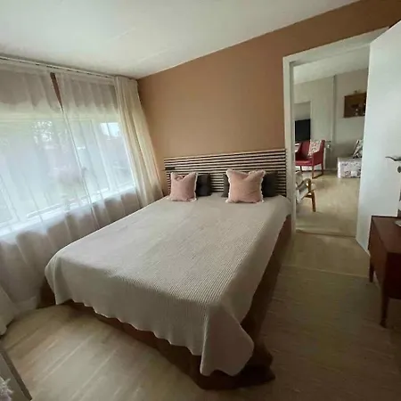 Villa Waterfront For Multiple Generations Føllenslev