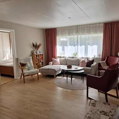 Villa Waterfront For Multiple Generations