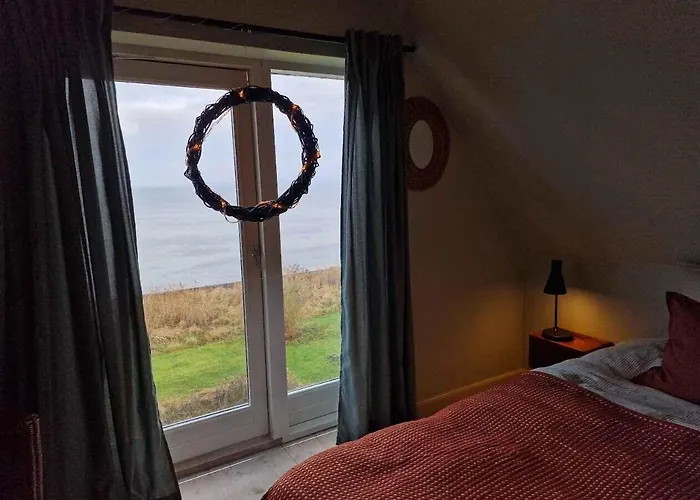 Villa Waterfront For Multiple Generations Føllenslev