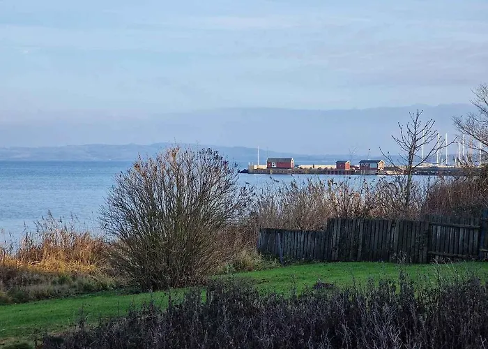 Waterfront For Multiple Generations Føllenslev