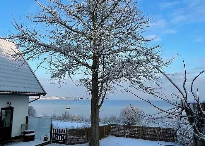 Waterfront For Multiple Generations Føllenslev