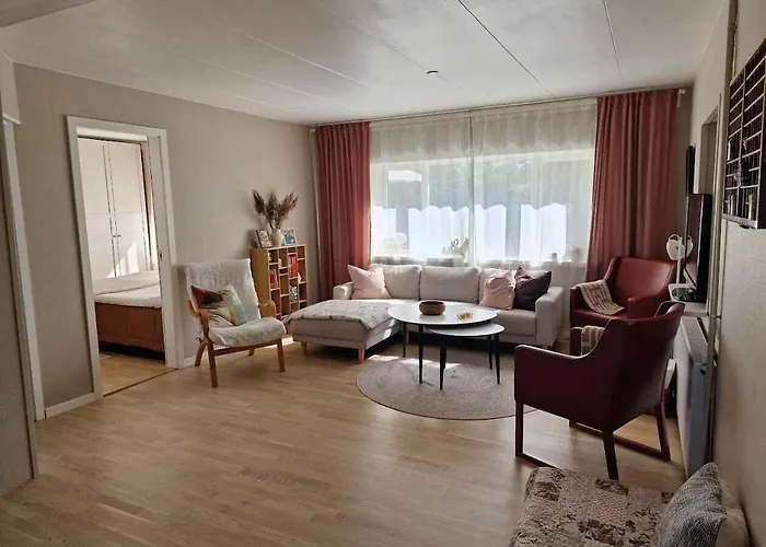 Waterfront For Multiple Generations فيلة